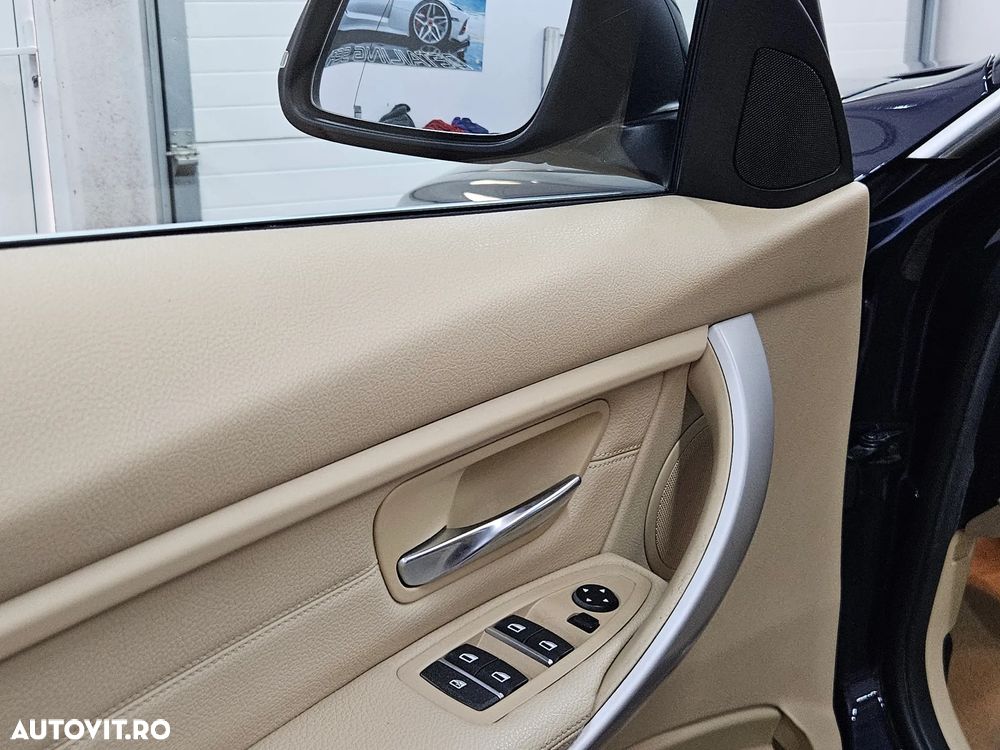 BMW Seria 3 320d Aut. Sport Line - 13