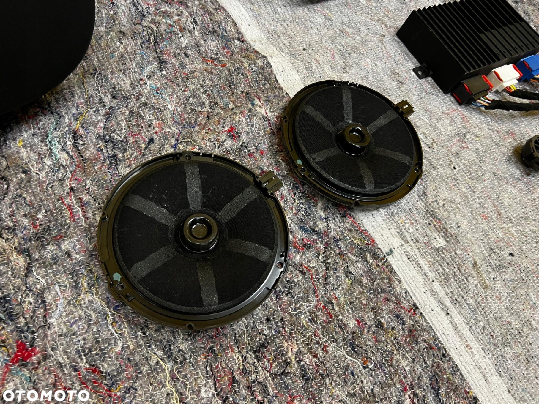 BOCZKI TYŁ GŁOŚNIKI WZMACNIACZ SUBWOOFER JBL CITROEN C4 GRAND PICASSO II - 4