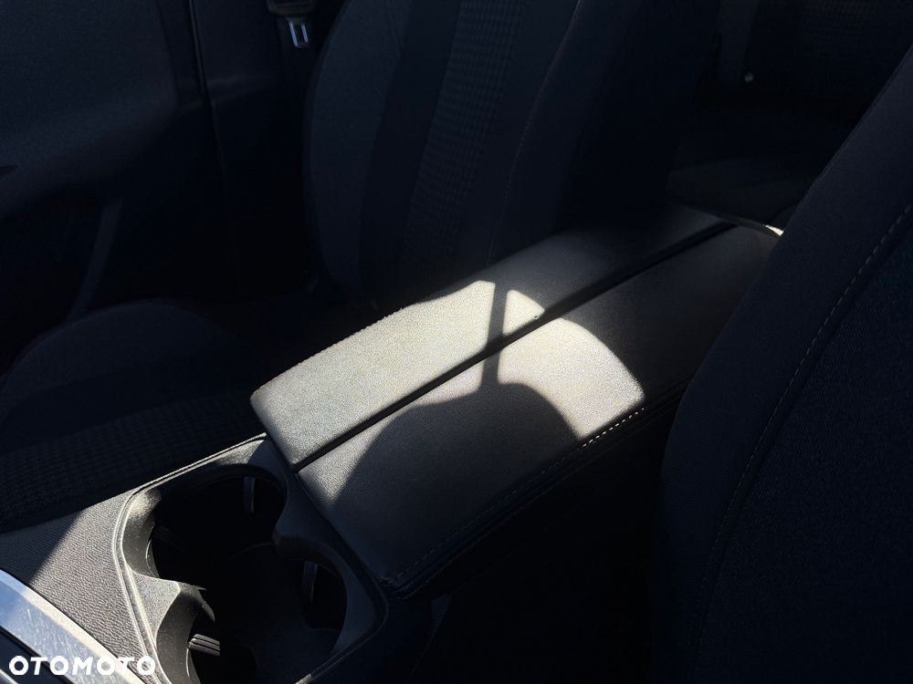 Peugeot 3008 BlueHDi 130 Stop & Start Active Business-Paket - 26