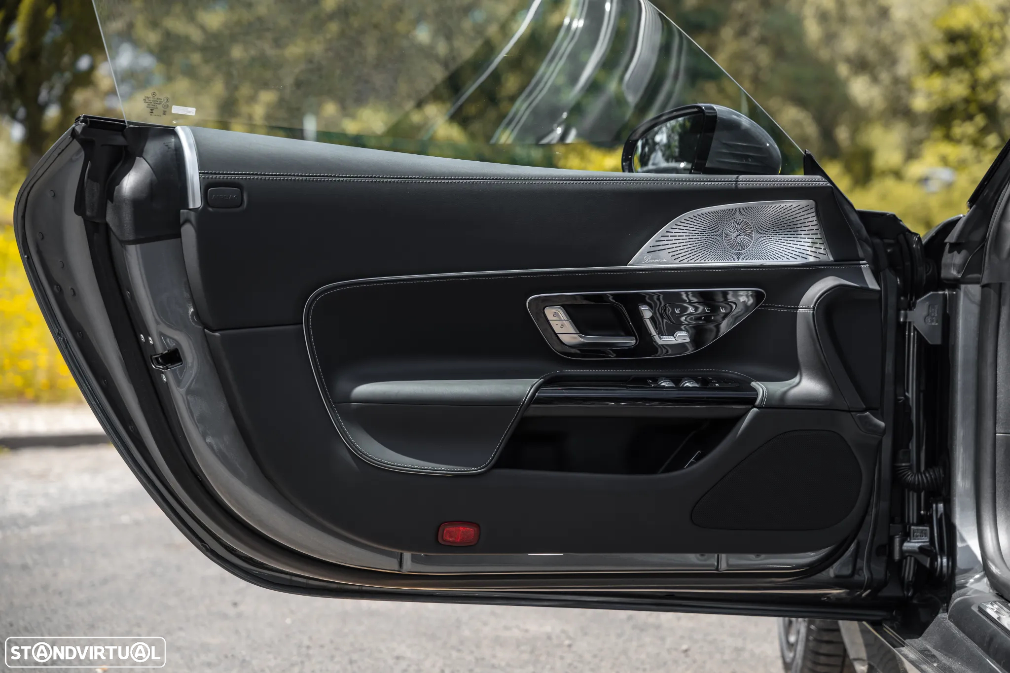 Mercedes-Benz SL 63 AMG 4Matic+ - 16