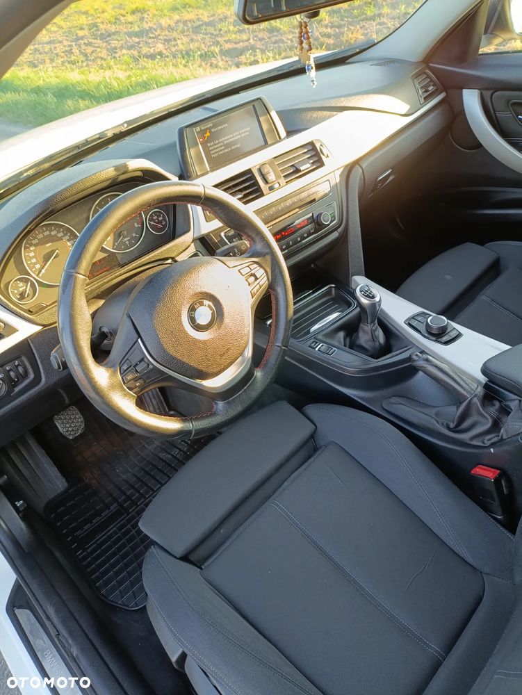 BMW Seria 3 - 10