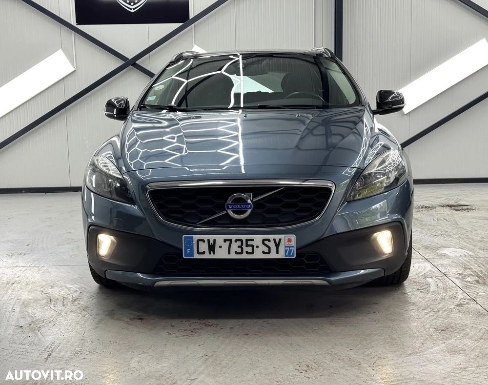 Volvo V40 D3 Geartronic Momentum - 2