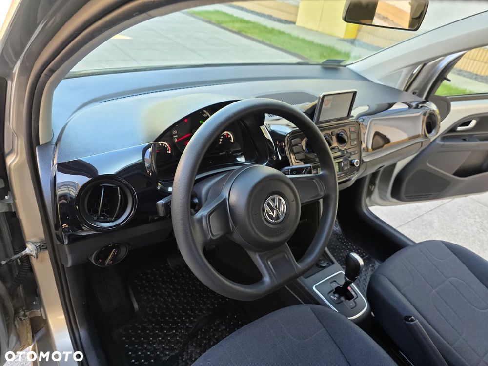 Volkswagen up! 1.0 move CityLine - 27