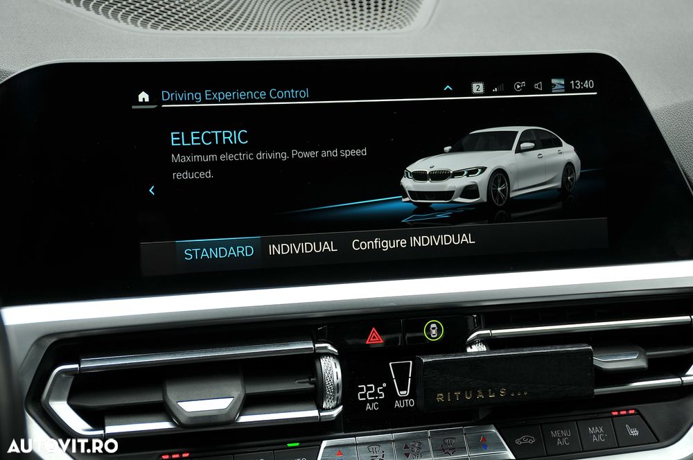 BMW Seria 3 330e Aut. M Sport - 26