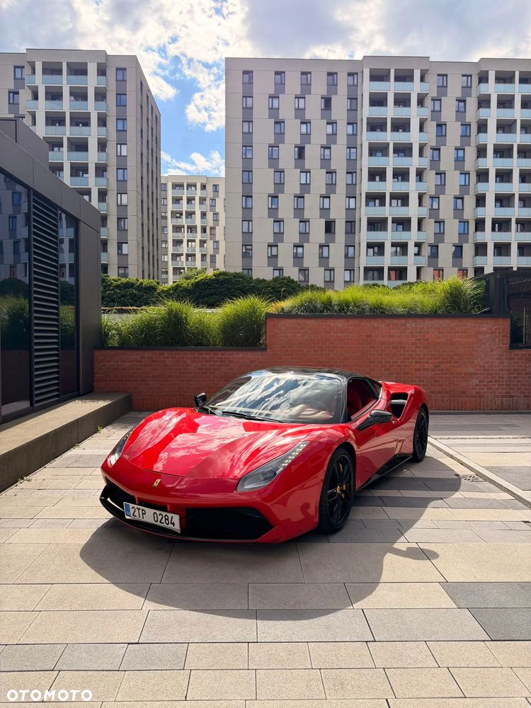 Ferrari 488 - 14