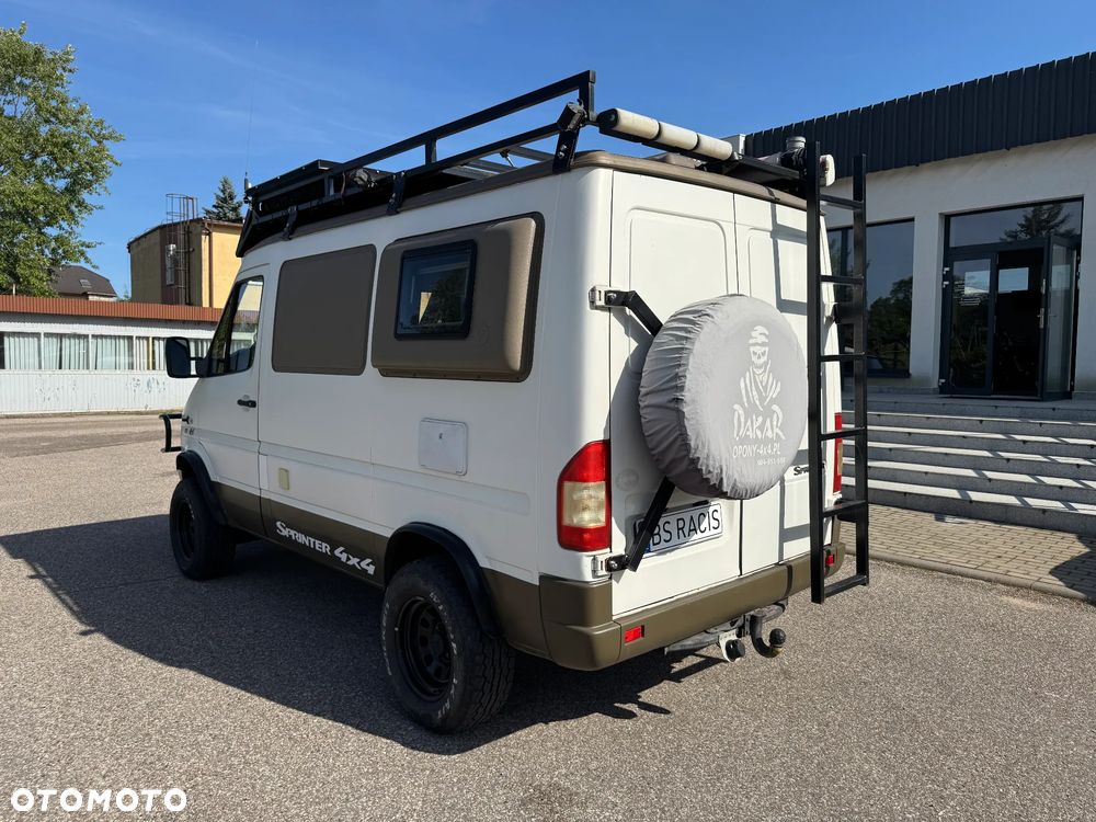 Mercedes-Benz Sprinter - 3
