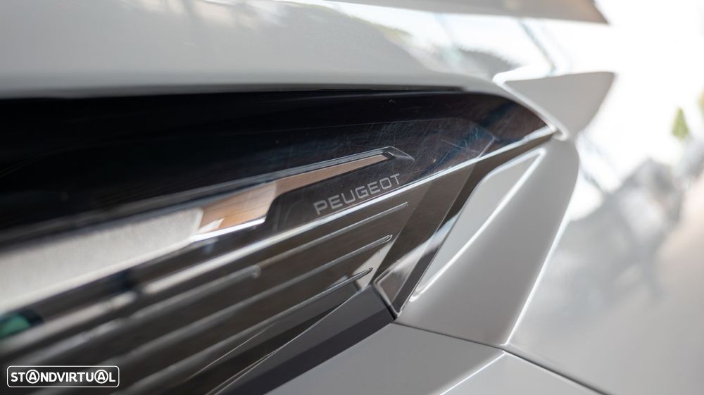 Peugeot 408 1.2 PureTech Allure EAT8 - 23