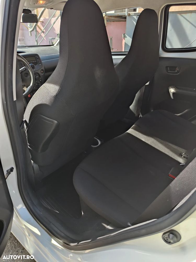 Toyota Aygo 1.0 VVY-I 5 usi X - 12