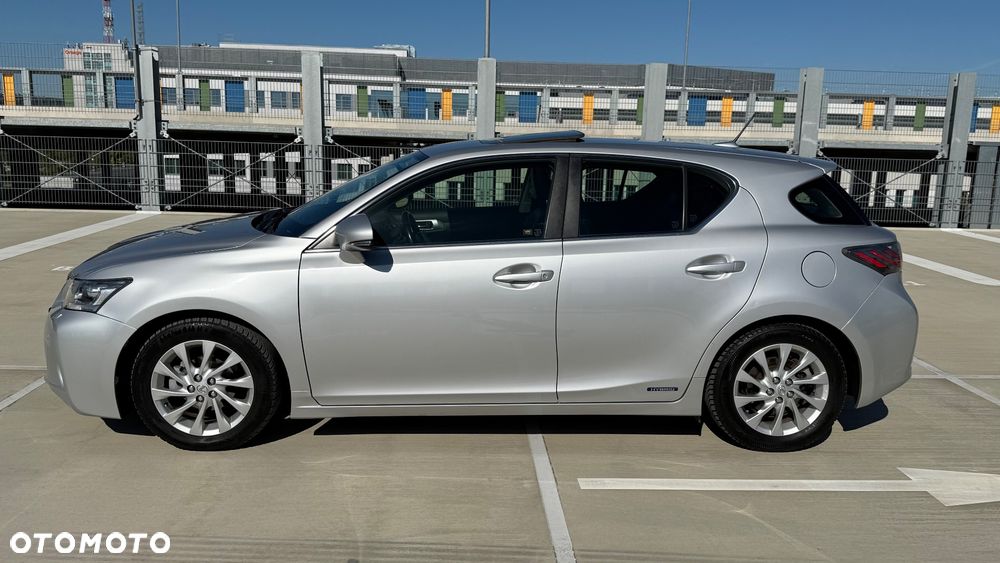 Lexus CT 200h Prestige - 2