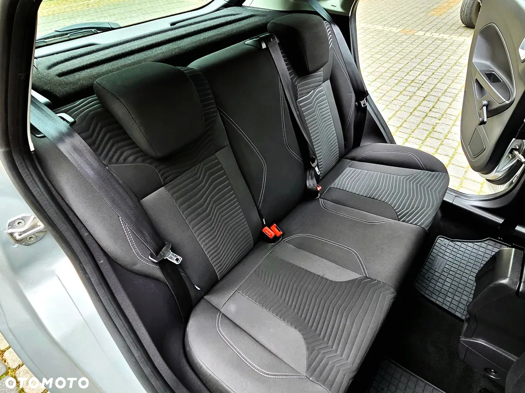 Ford Fiesta 1.0 EcoBoost Titanium - 24