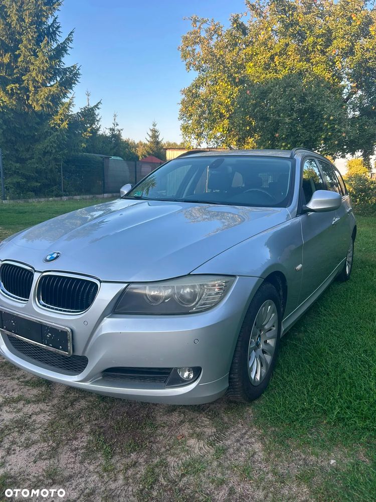 BMW Seria 3 318d - 3