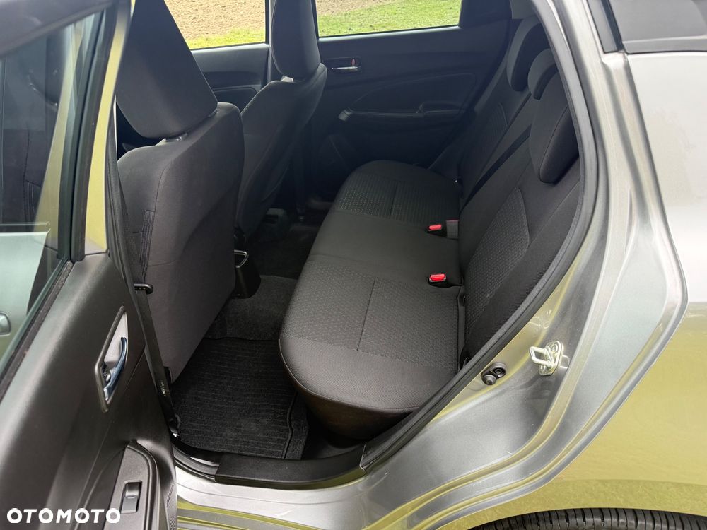 Suzuki Swift 1.2 Dualjet SHVS Premium Plus - 10