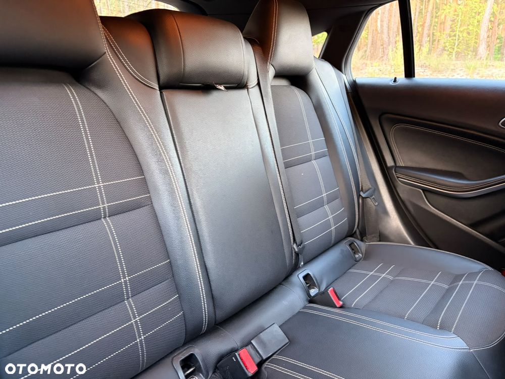 Mercedes-Benz CLA 200 (CDI) d 7G-DCT - 17