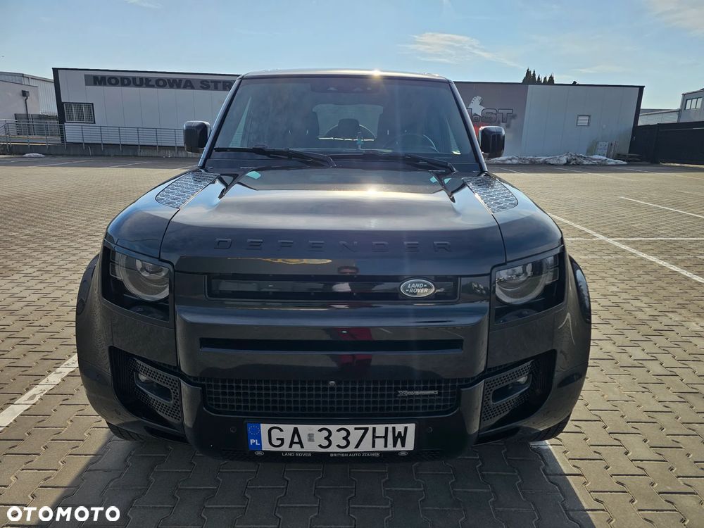 Land Rover Defender 3.0 P400 mHEV X-Dynamic HSE - 2