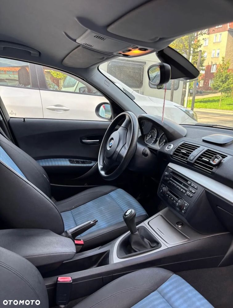 BMW Seria 1 2004 photo 4