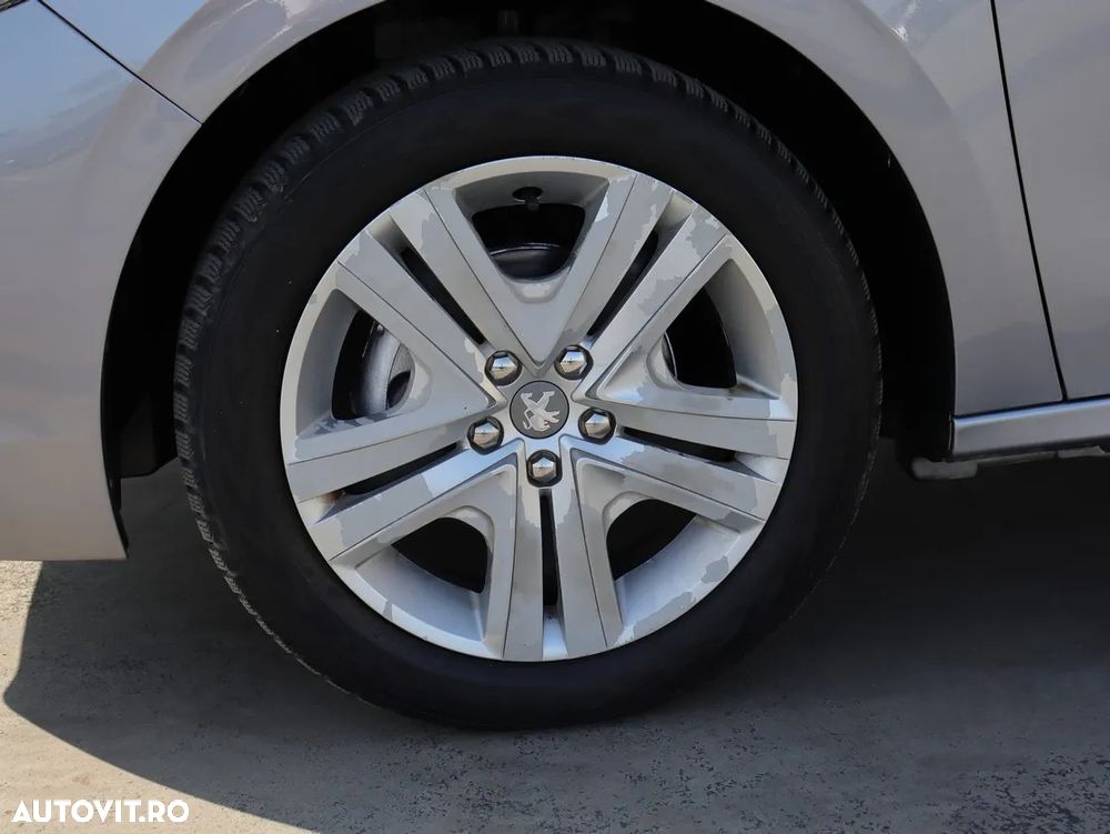 Peugeot 301 1.5 BlueHDI FAP Allure - 5