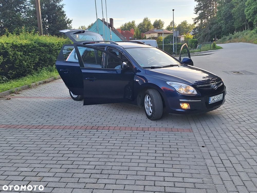 Hyundai i30 i30cw 1.6 Edition Plus - 9