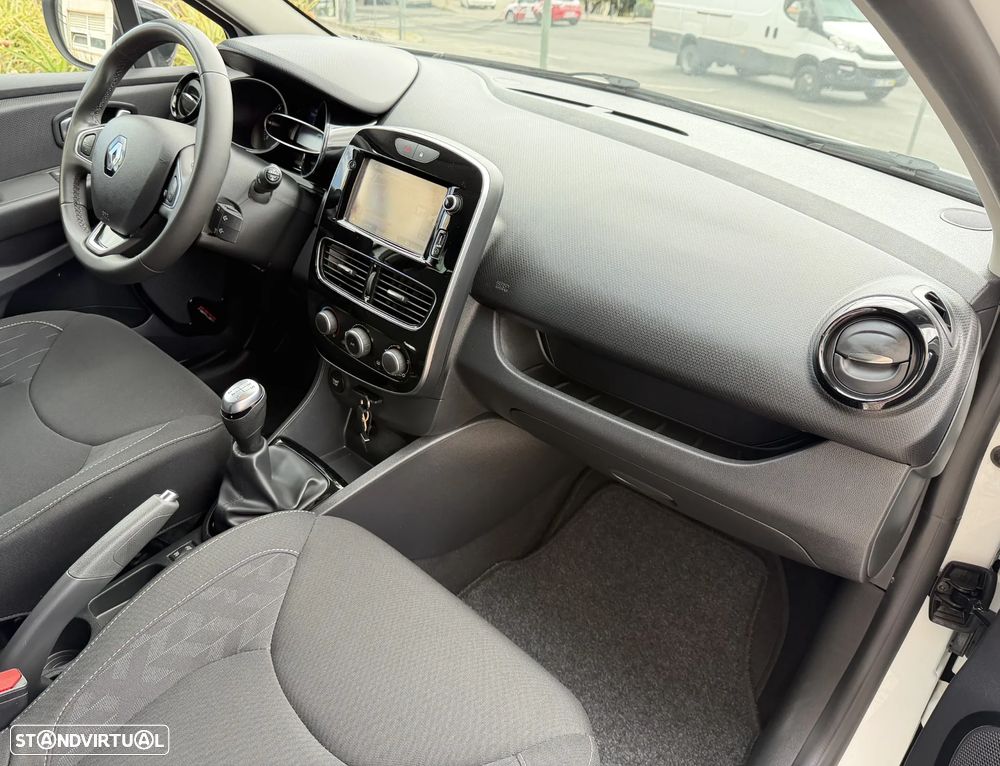 Renault Clio 0.9 TCe Limited - 15
