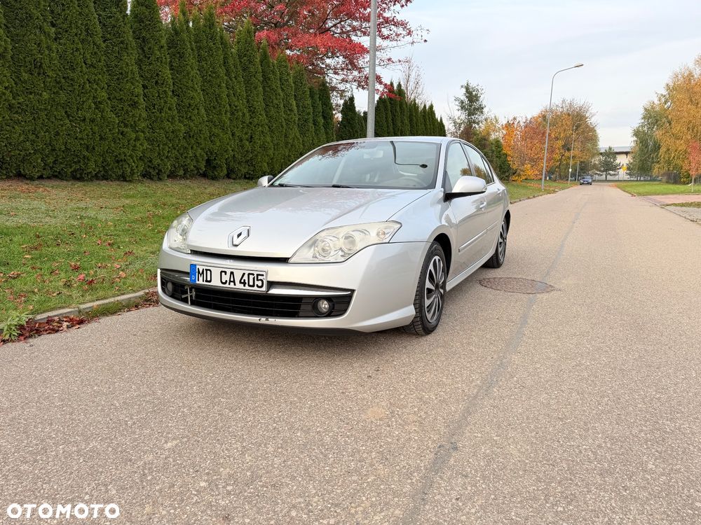 Renault Laguna - 1