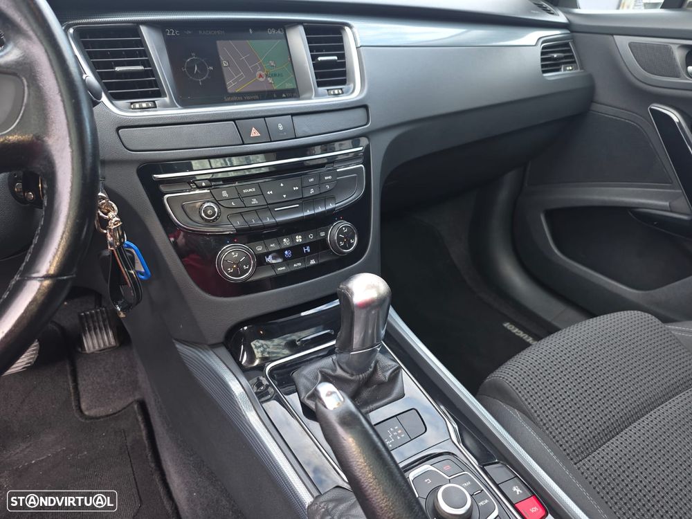Peugeot 508 SW 1.6 e-HDi Allure 2-Tronic - 37