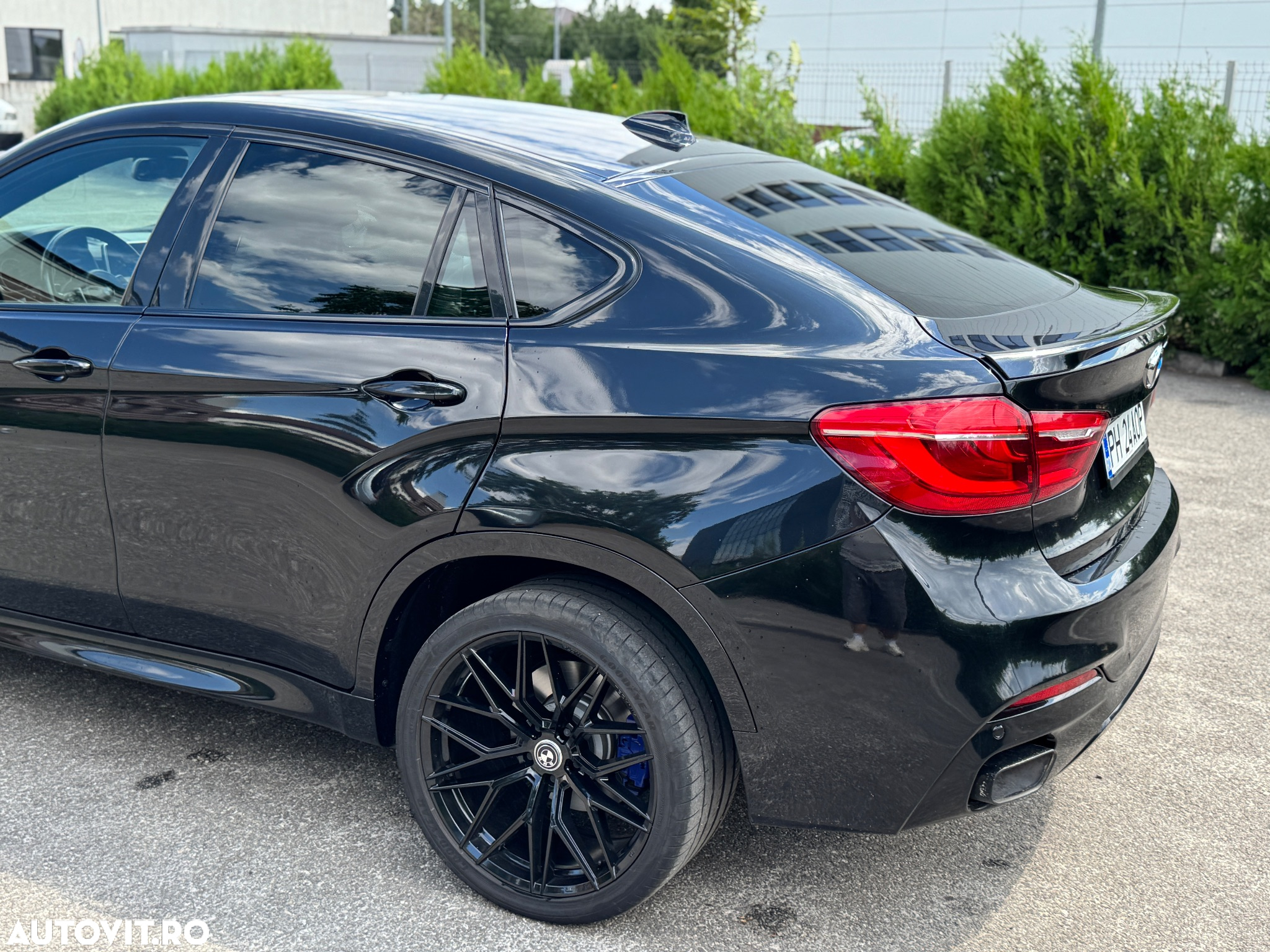 BMW X6 M M50d - 13