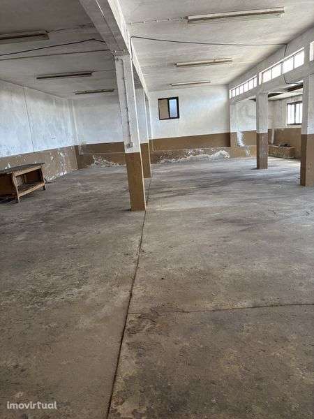 Armazém Polivalente - Grande imagem: 3/12