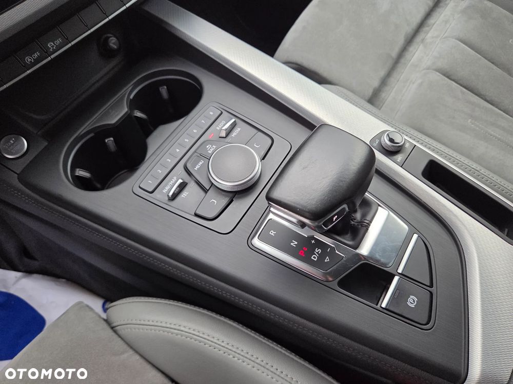 Audi A4 Avant 2.0 TDI ultra S tronic - 37