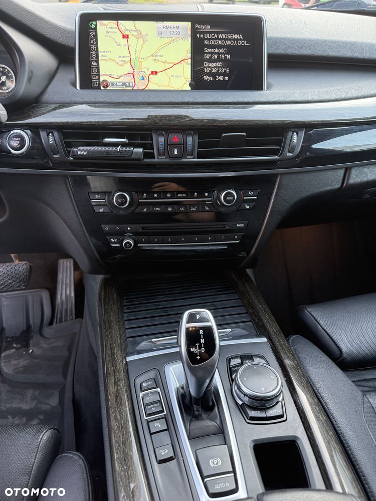 BMW X5 xDrive40d - 9