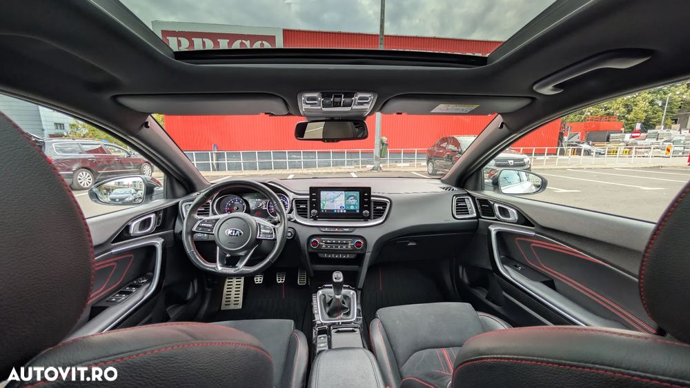 Kia Ceed 1.6 T-GDI GT - 9