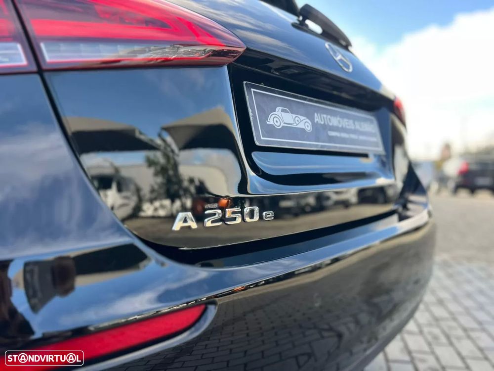 Mercedes-Benz A 250 e Style Plus - 5