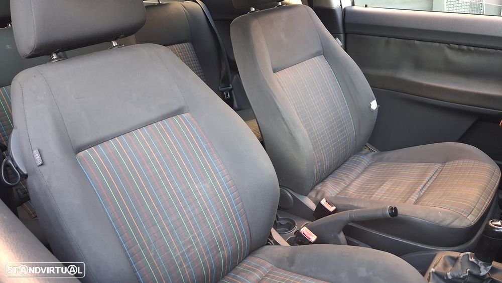 VW Polo 1.4 TDi Trendline AC - 6