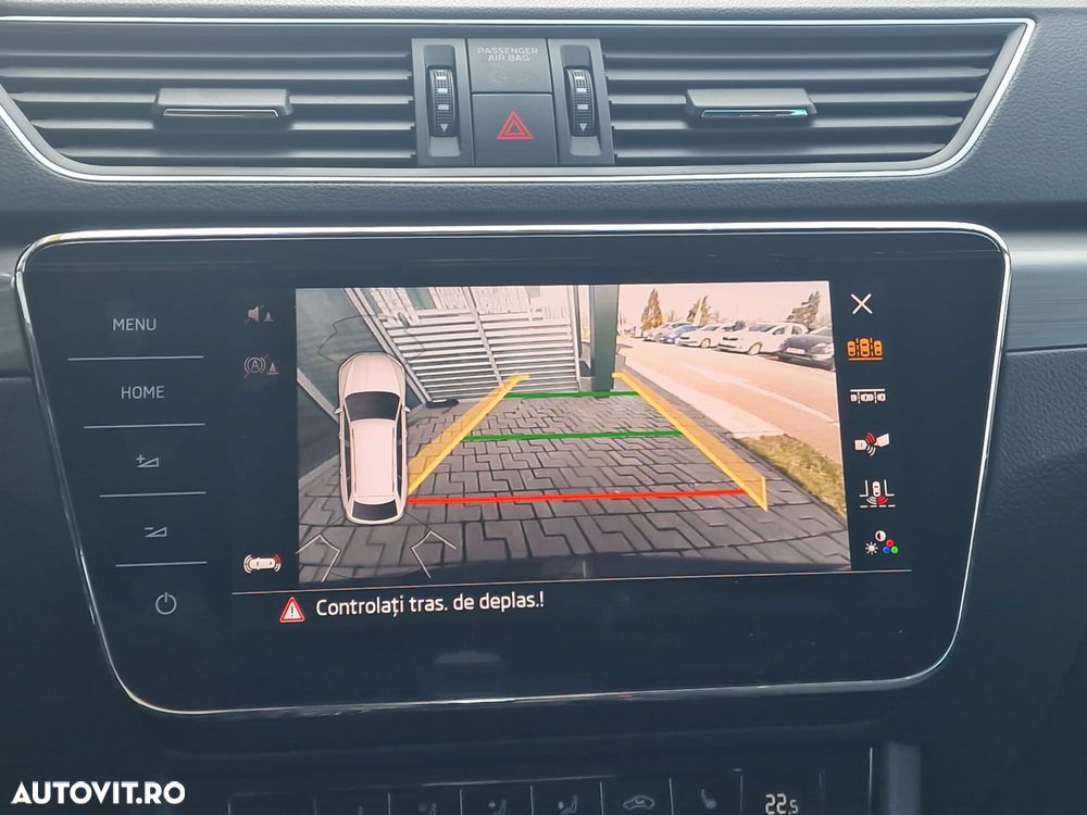 Skoda Superb 2.0 TDI DSG Premium Edition - 29