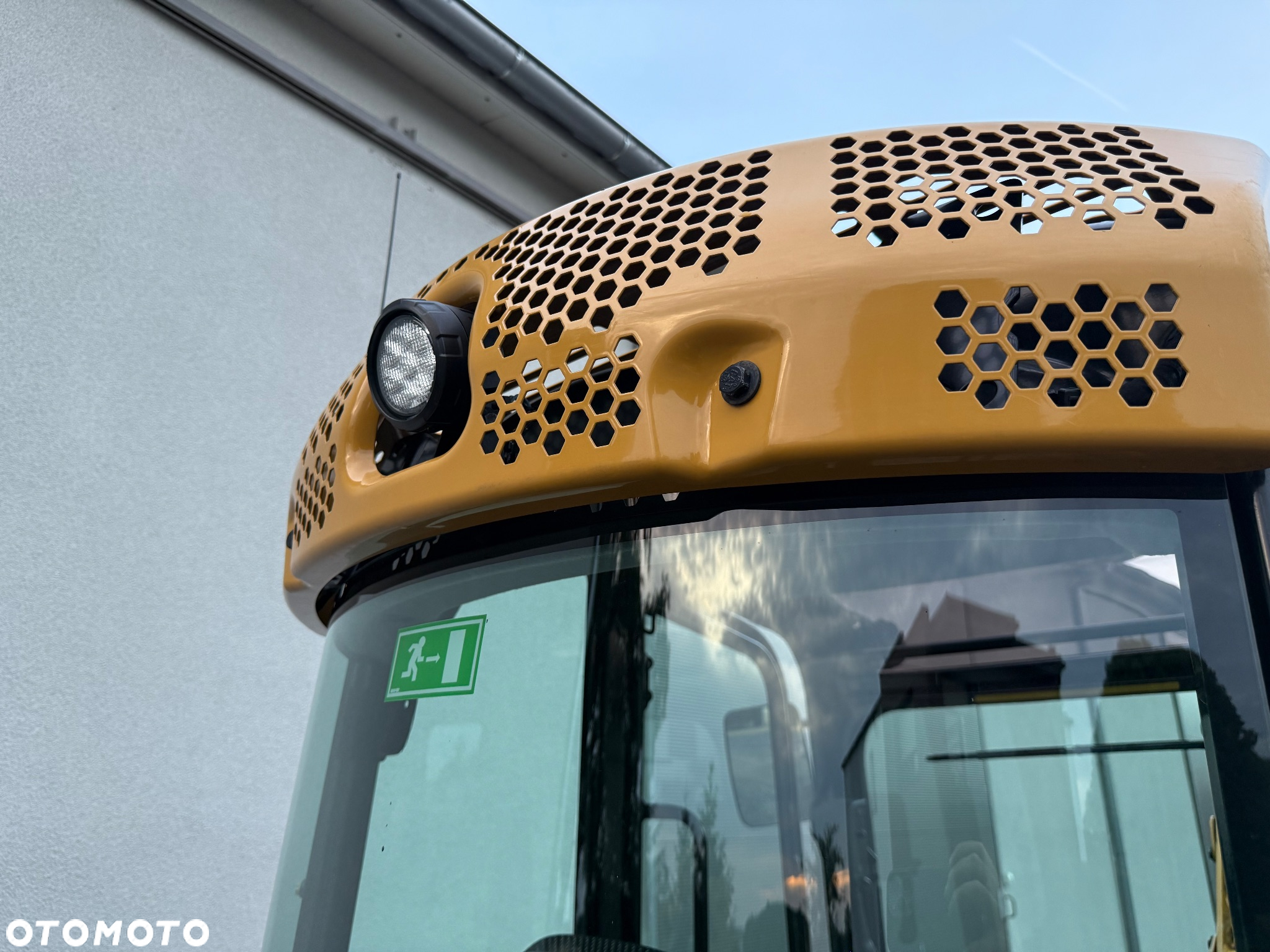 Caterpillar 301.8 - 16