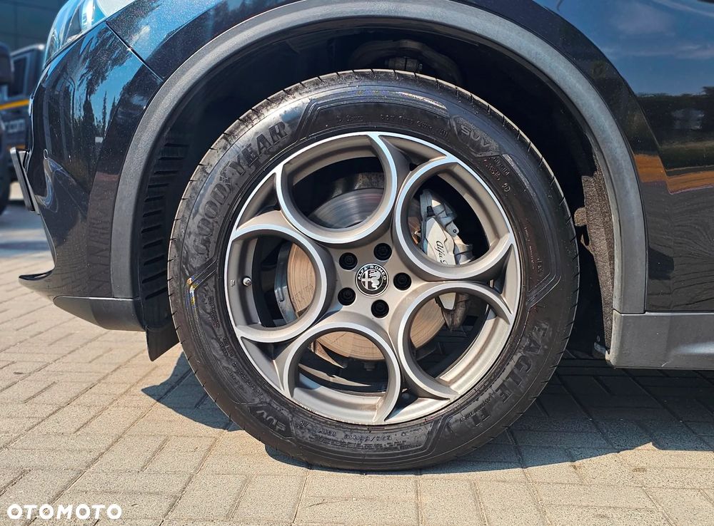 Alfa Romeo Stelvio 2.0 Turbo Sprint Q4 - 18