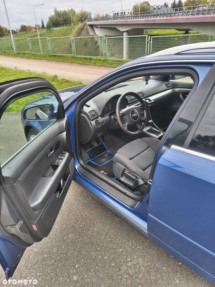 Audi A4 Avant - 5