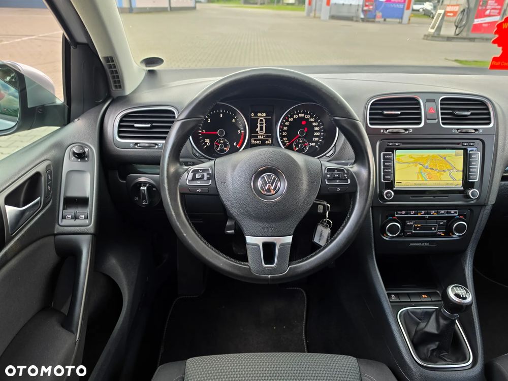 Volkswagen Golf - 7
