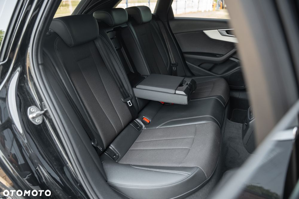 Audi A4 Avant 35 TFSI S tronic S line - 36