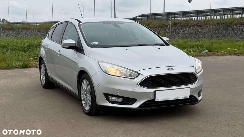 Ford Focus 1.5 EcoBlue Start-Stopp-System COOL&CONNECT - 10