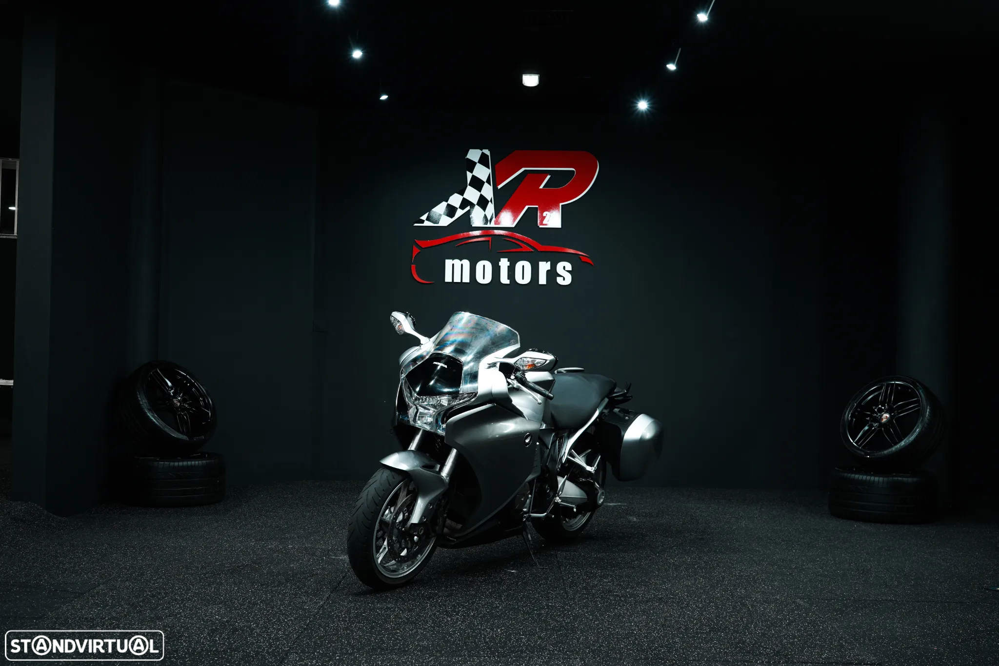 Honda VFR VFR1200F - 4