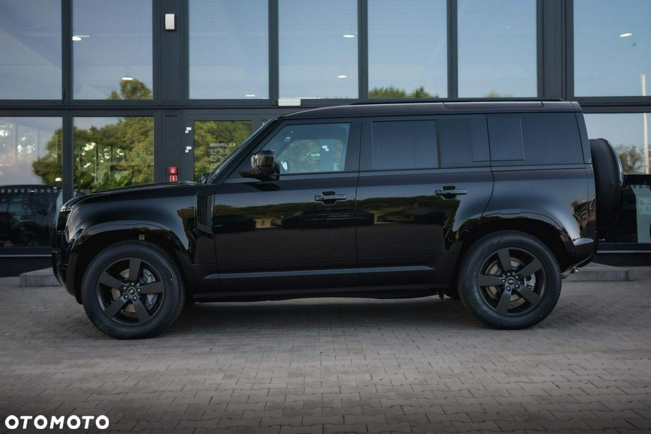 Land Rover Defender - 7