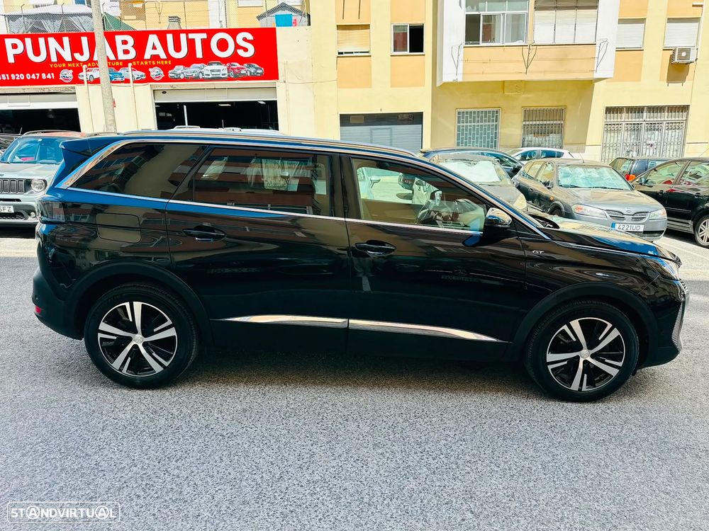 Peugeot 5008 BlueHDI 130 EAT8 GT — fotografia 2