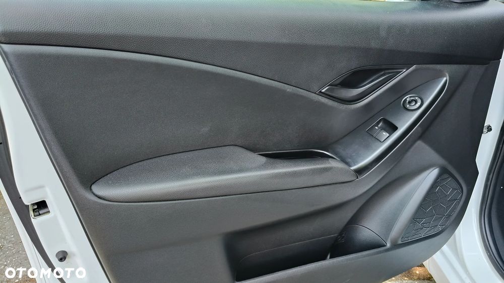 Hyundai ix20 1.6 Trend - 24