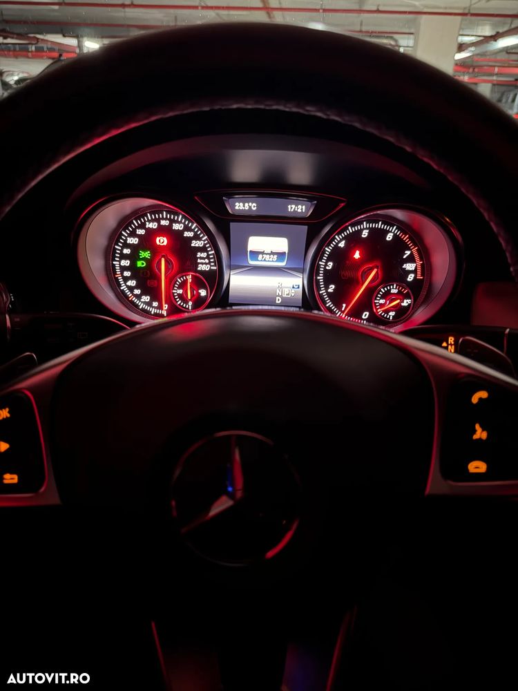Mercedes-Benz GLA 250 4MATIC Aut. - 27