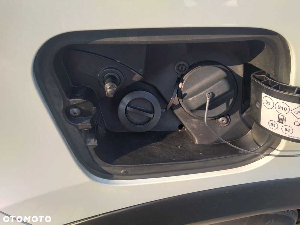 Renault Captur TCe 100 EXPERIENCE - 20