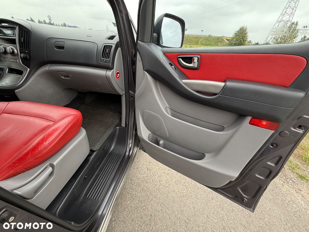 Hyundai H-1 2.5 CRDi Comfort - 20