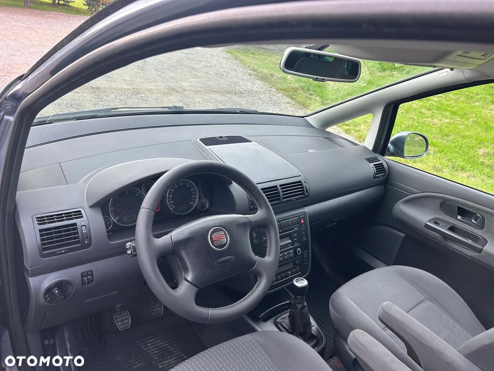 Volkswagen Sharan - 11