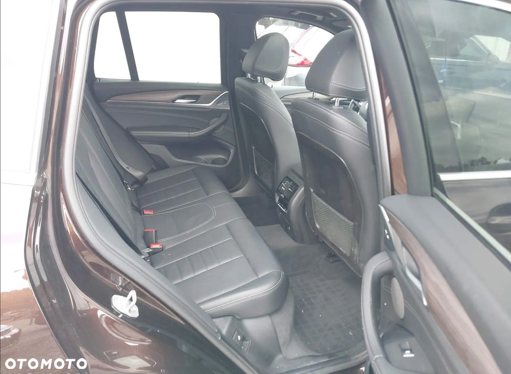 BMW X3 - 12