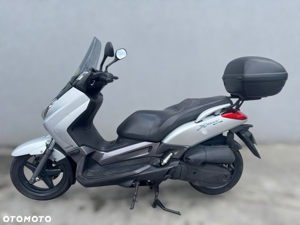 Yamaha X-max - 5