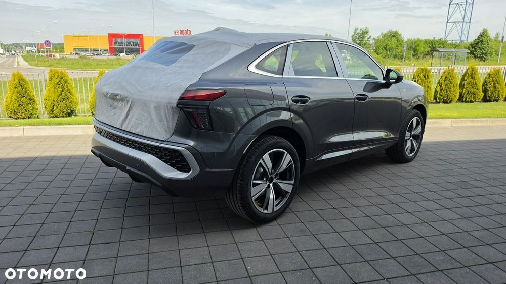 Audi Q3 Sportback - 5