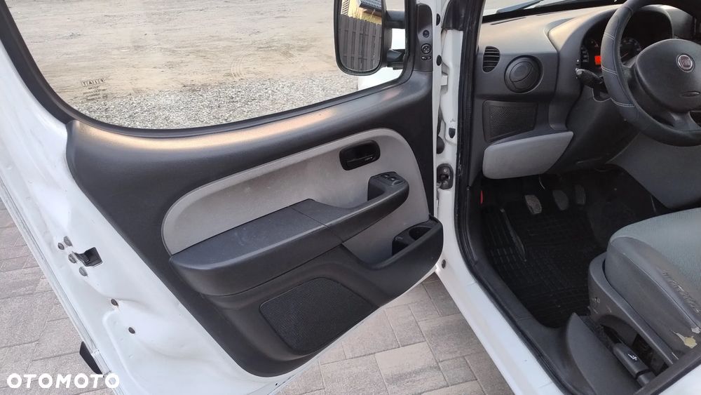 Fiat Doblo 1.9 JTD SX - 15